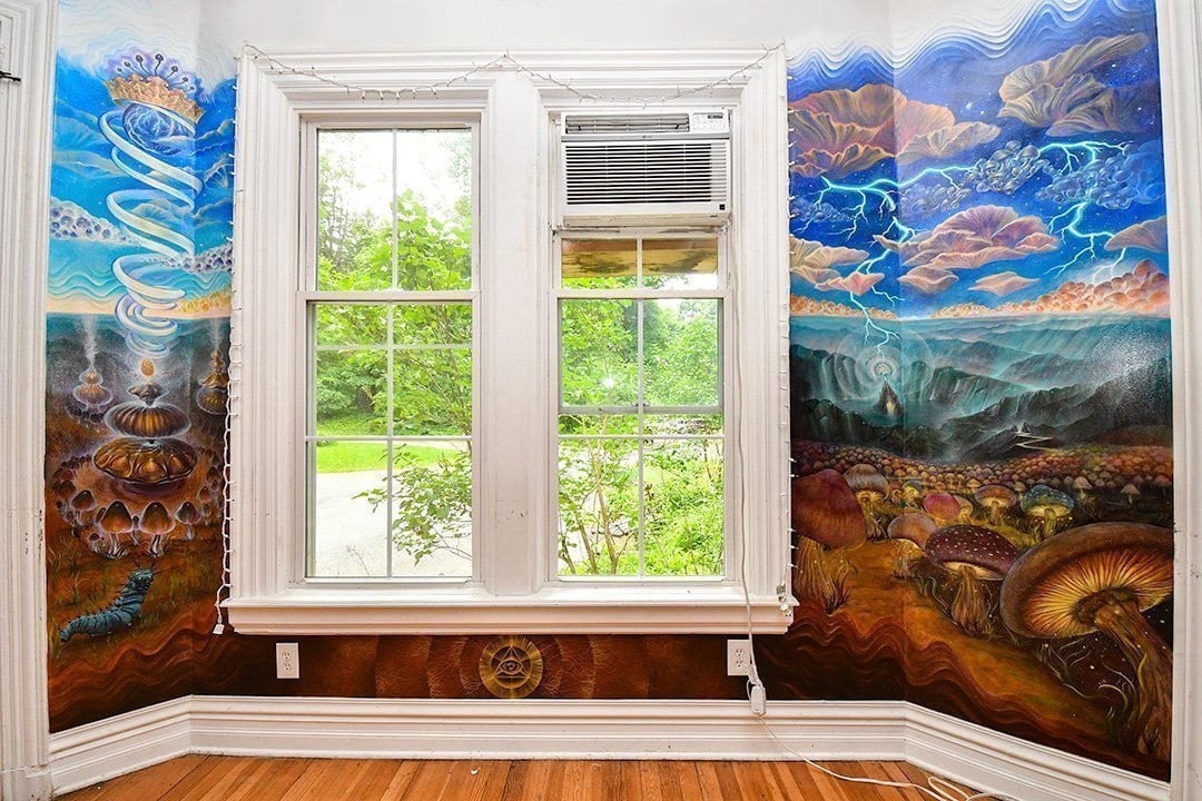 Mushroom Cafe mural by David Heskin & Aloria Weaver